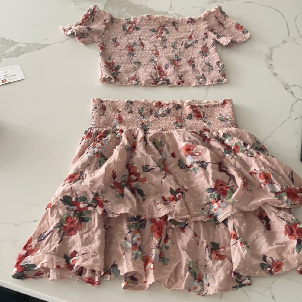 Matching skirt and top set